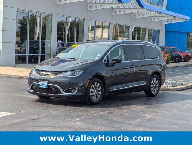 2019 chrysler pacifica touring-l plus