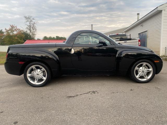 2004 chevrolet ssr base