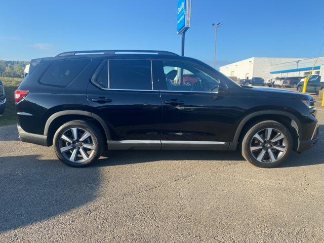2023 honda pilot touring 8-passenger