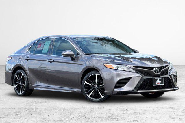 2020 toyota camry xse