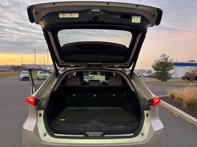2021 toyota venza xle