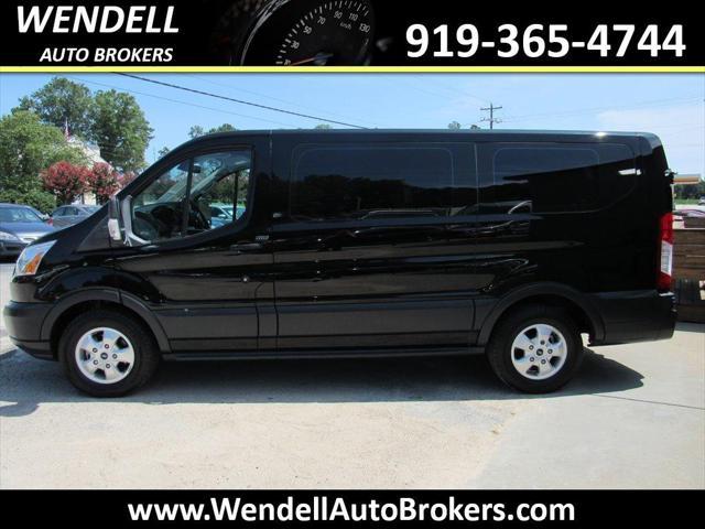 2017 ford transit-150 xlt