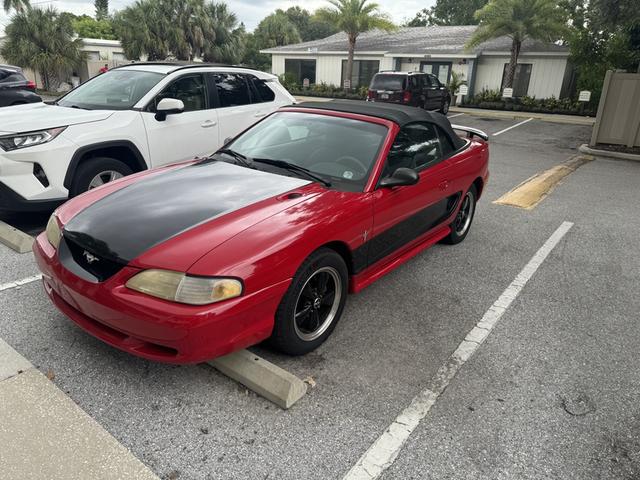 1996 ford mustang base