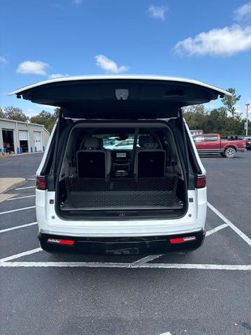 2023 jeep wagoneer series iii