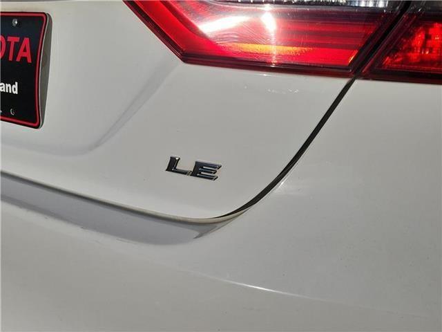 2022 toyota camry le