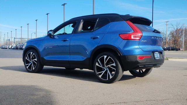 2021 volvo xc40 t4 r-design