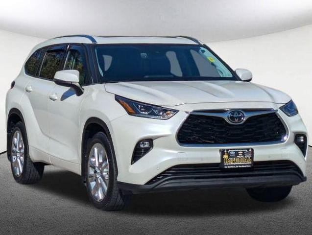 2021 toyota highlander limited
