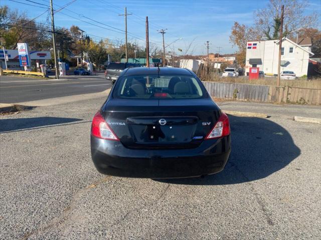 2012 nissan versa 1.6 s