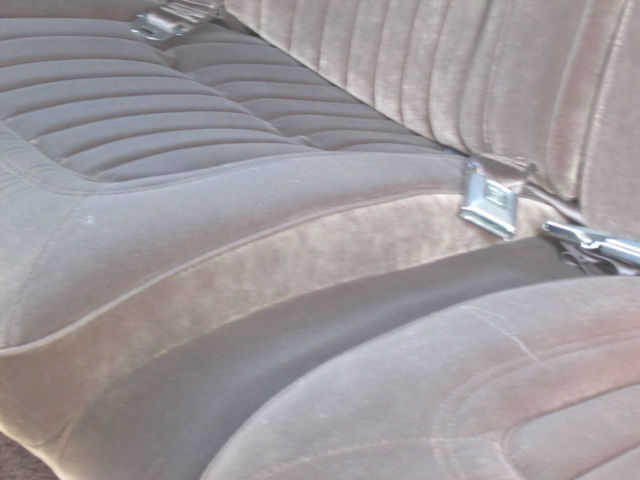 1984 buick riveira 70,000 actual miles beautiful car (must see) no reserve