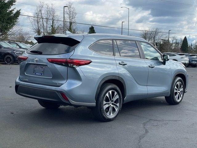 2023 toyota highlander l in portland, oregon