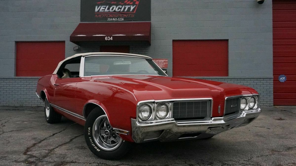 350 rocket v8 buckets factory air conditioning tilt power top windows make offer