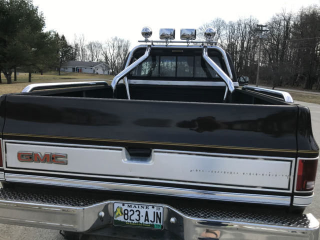 1985 gmc sierra clasic 2500hd 4x4 with 383 stroker fall guy look-a-like