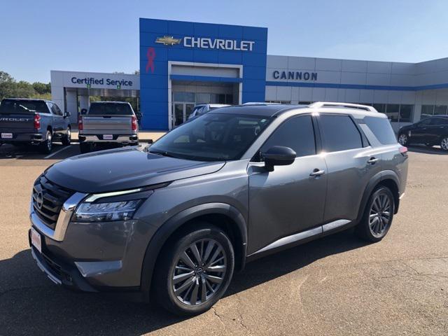 2022 nissan pathfinder sl 2wd