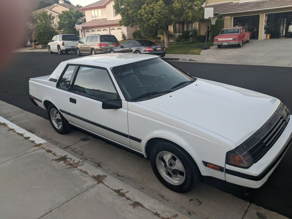 1984 toyota celica coupe white rwd automatic gt