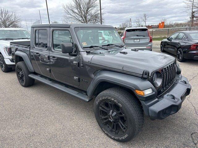 2020 jeep gladiator sport in cranston, rhode island