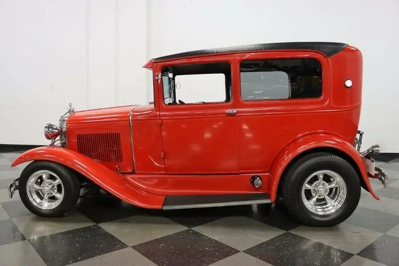 sharp street rod! 350 v8, auto, steel body, great colors, runs/drives great!