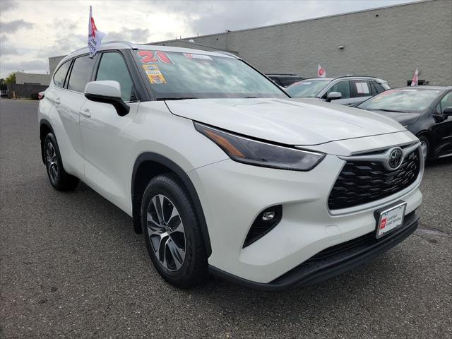 2021 toyota highlander xle