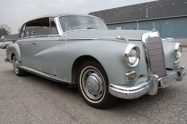 mercedes benz 300 adenaur sedan