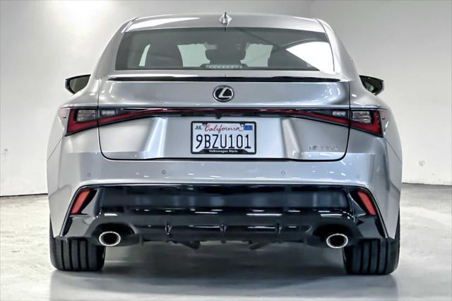 2022 lexus is 350 base