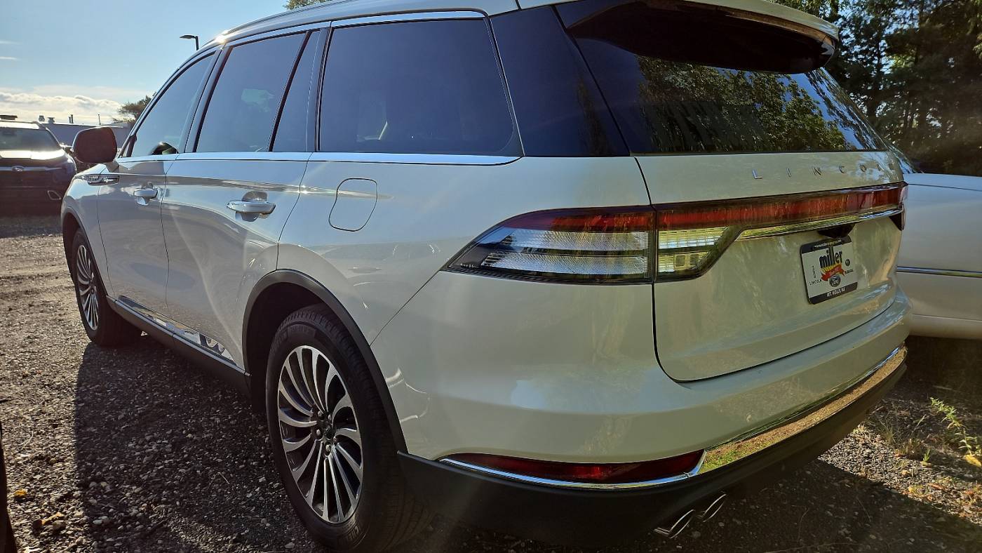 2023 lincoln aviator standard