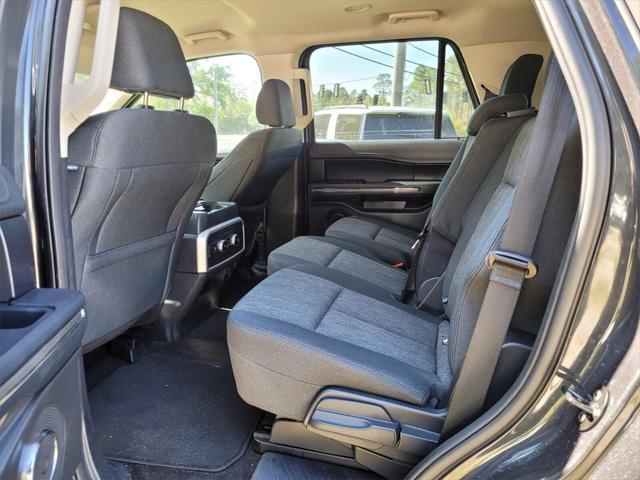 2022 ford expedition xlt