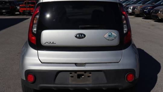 2018 kia soul base