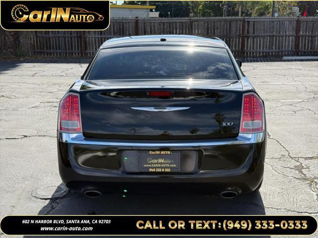 2012 chrysler 300 limited