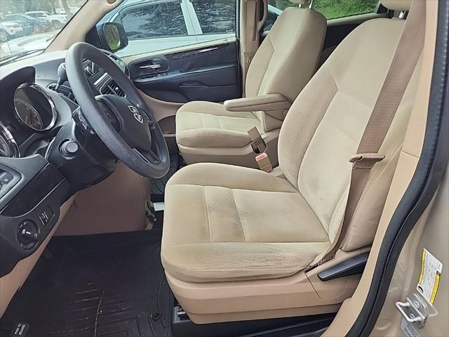 2015 dodge grand caravan avp/se