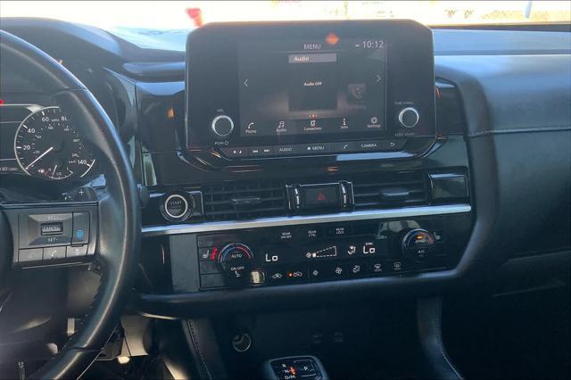 2022 nissan pathfinder sv 4wd
