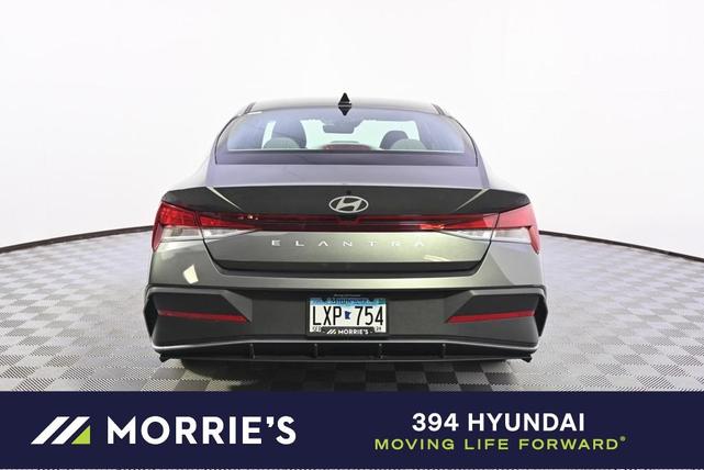 2024 hyundai elantra sel