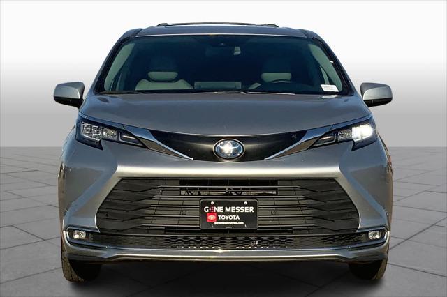 2021 toyota sienna xle 7 passenger