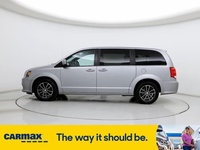 2019 dodge grand caravan gt