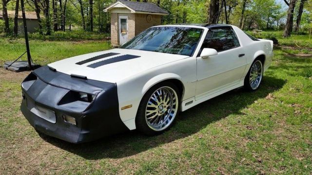 1986 chevrolet camaro z28 iroc-z coupe 2-door 5.0l small block 350