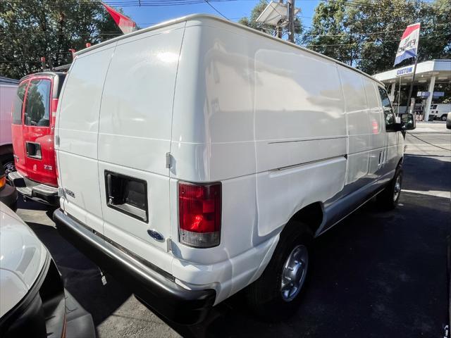 2003 ford e250 base