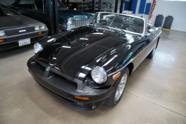 25790 miles 1.8l 4 cyl manualconvertible