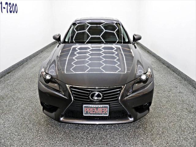 2016 lexus is 200t base
