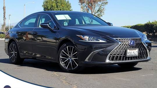 2022 Lexus ES