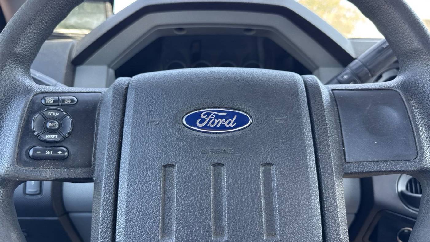 2013 ford f-250 super duty xl