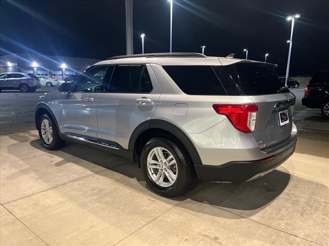 2021 ford explorer xlt