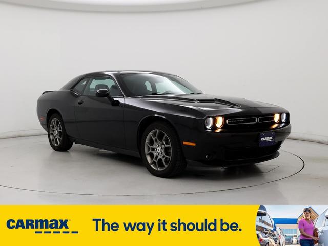 2017 dodge challenger gt