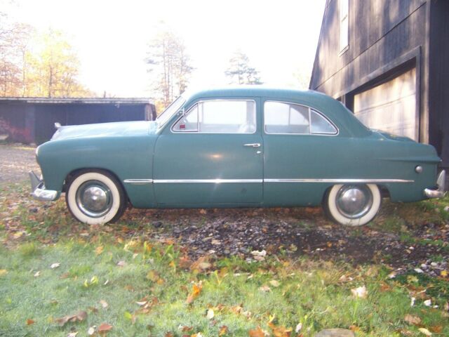 1949 ford custom tudor sedan