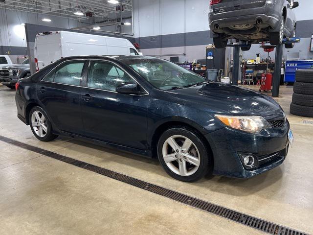 2013 toyota camry se