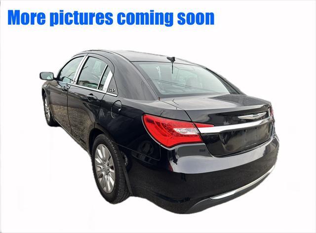 2013 chrysler 200 lx