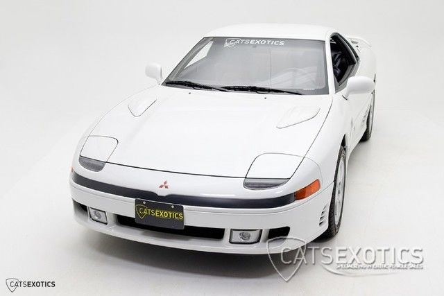 low miles 20k - 2 owners - recently serviced - original window sticker