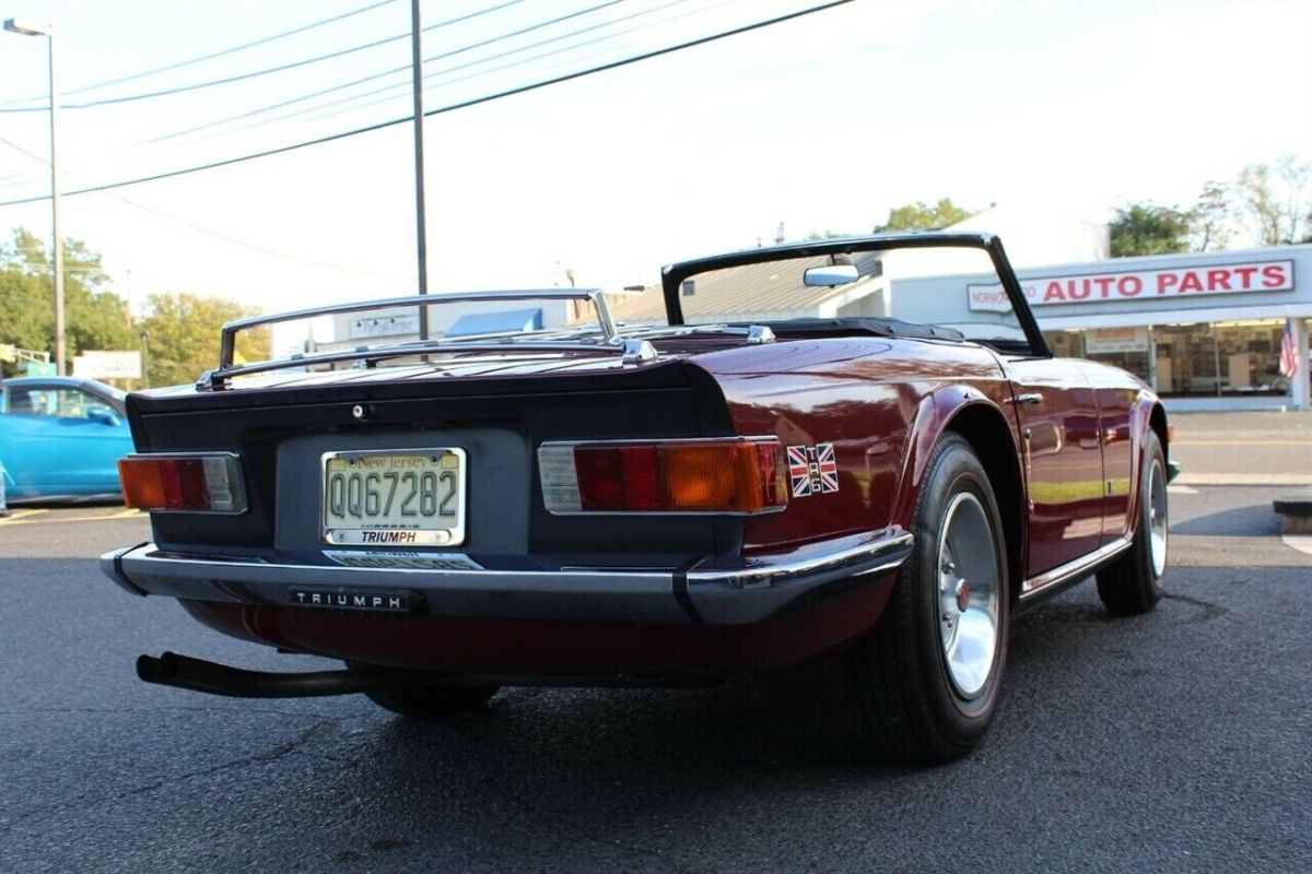 2.5l i6 4 speed manual triumph burgundy