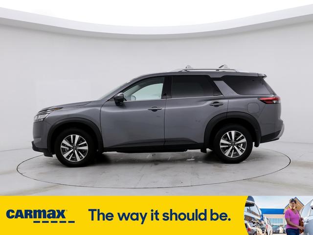 2023 nissan pathfinder sl