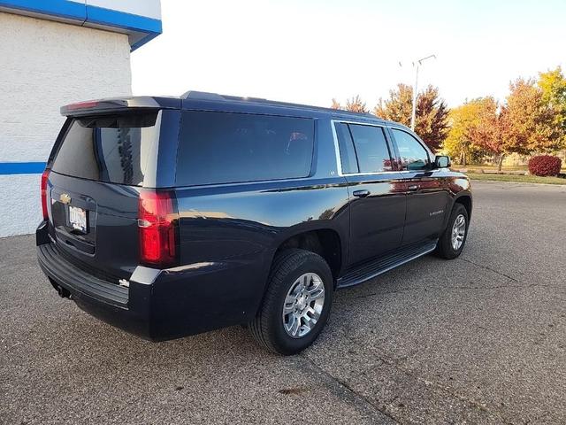 2017 chevrolet suburban lt