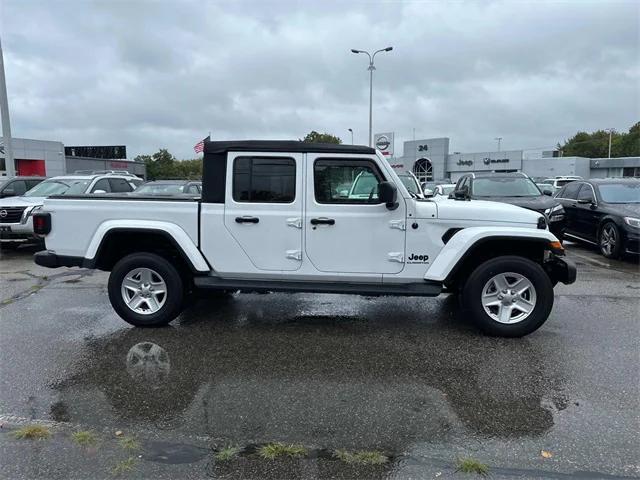2022 jeep gladiator sport s 4x4