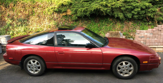 classic, burgundy, 5-speed manual, rwd - rear wheel drive, 82,310 original miles