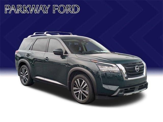 2023 nissan pathfinder platinum in lexington, north carolina